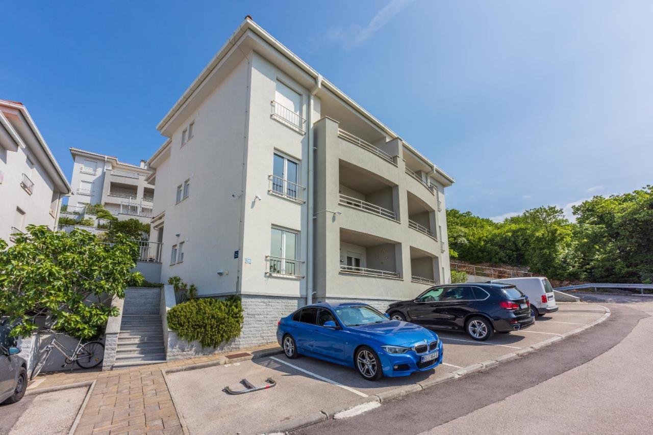 Apartments Andrea & Sander Crikvenica Luaran gambar