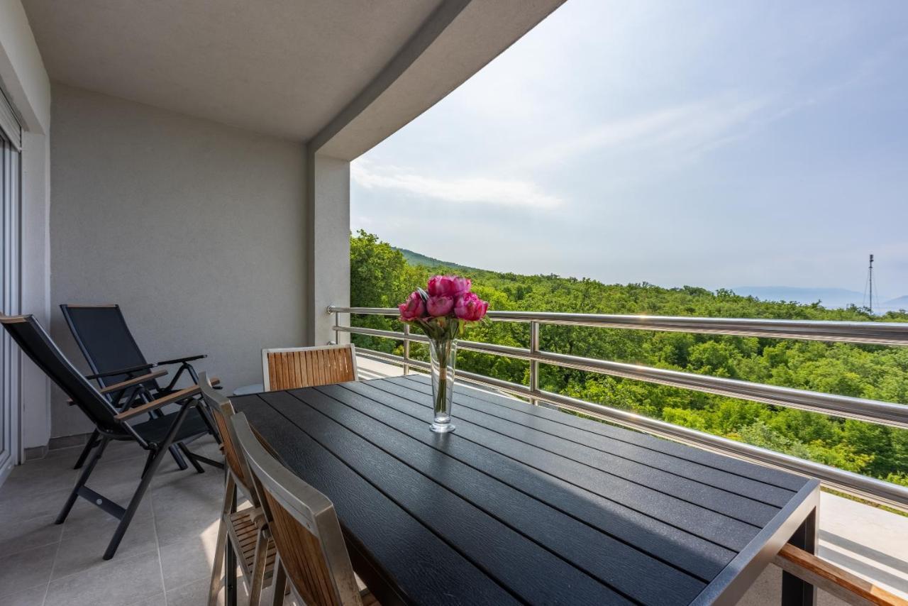 Apartments Andrea & Sander Crikvenica Luaran gambar